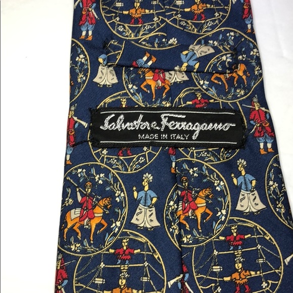 Salvatore Ferragamo Silk Renaissance Print Tie - Picture 3 of 5